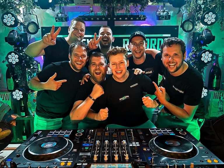 Instagram post from anguzdj. This post is in position 8.